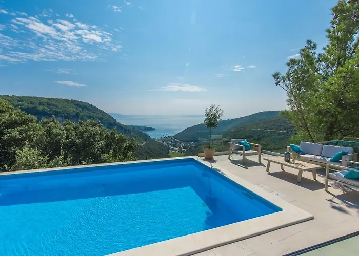 Bogijeva Villa Rabac