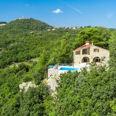 Bogijeva Villa *